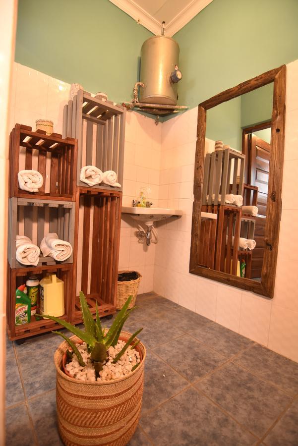 Mambo Arusha Hostel Экстерьер фото