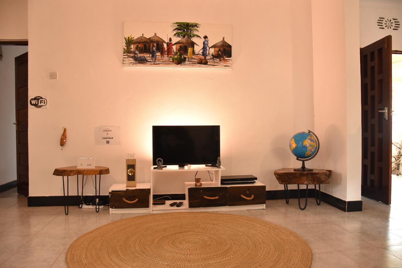 Mambo Arusha Hostel Экстерьер фото
