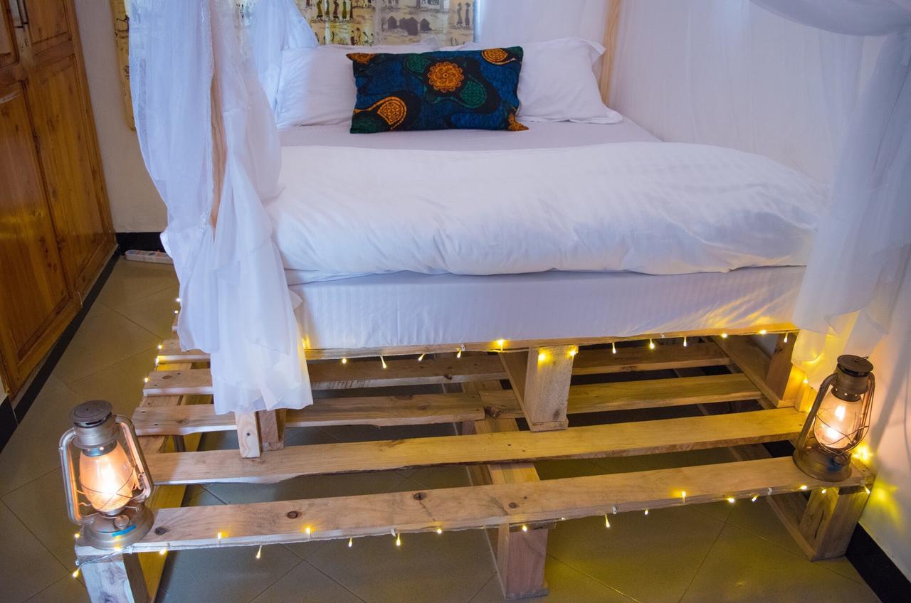 Mambo Arusha Hostel Экстерьер фото