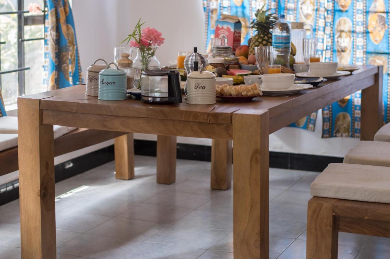 Mambo Arusha Hostel Экстерьер фото